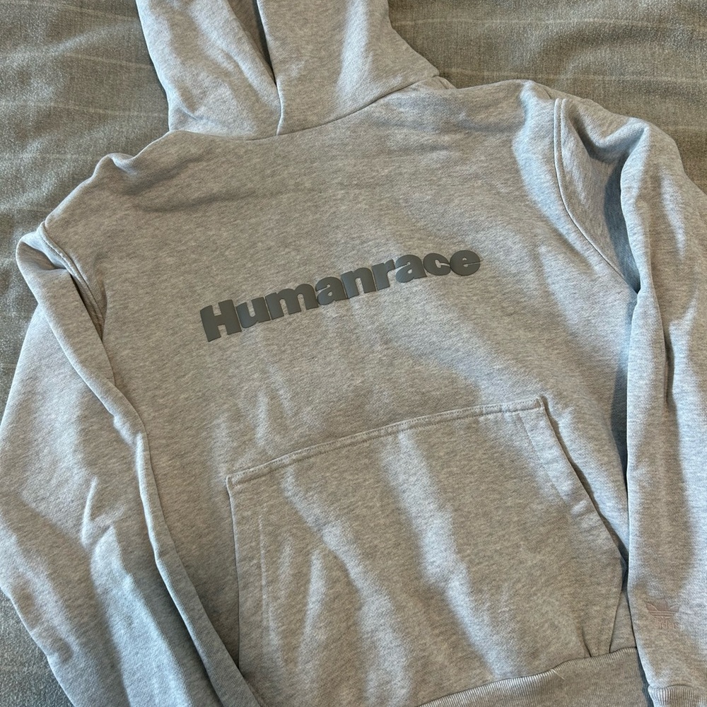 Pharrell x adidas Humanrace sweatshirt - size medium
